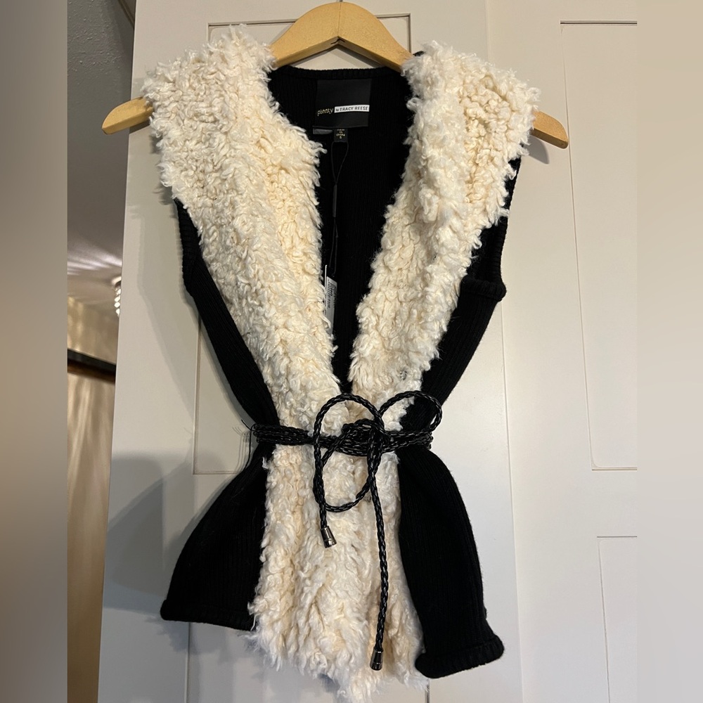 NWT Plenty by Tracy Reese cuddle vest, fur like front, black sweater back, sz S